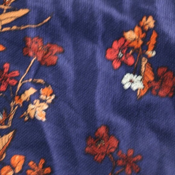 XXI Forever by Forever 21 Floral T-Shirt - Size Small - Picture 4 of 7